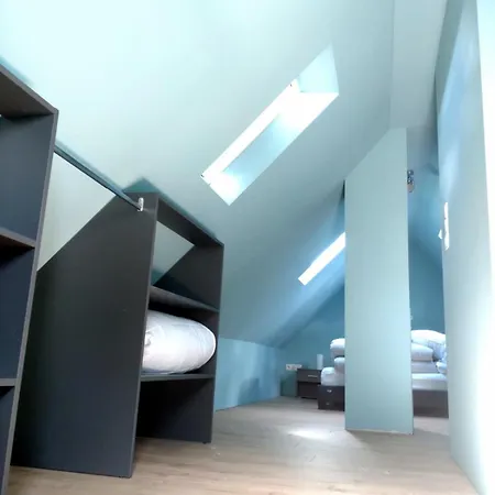 公寓 Kraewelhof Dachwohnung Schrozberg